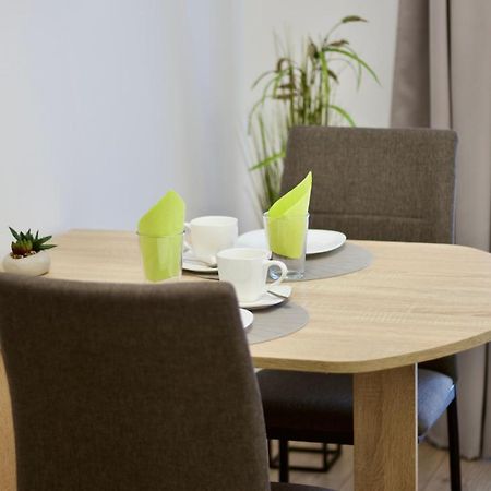 Sport Centrum Apartman Pápa Exteriör bild