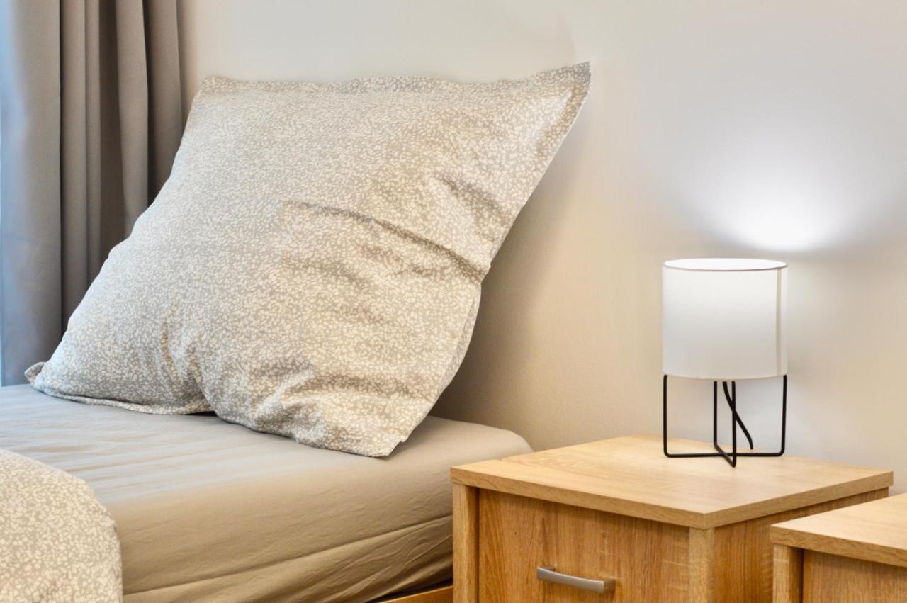 Sport Centrum Apartman Pápa Exteriör bild