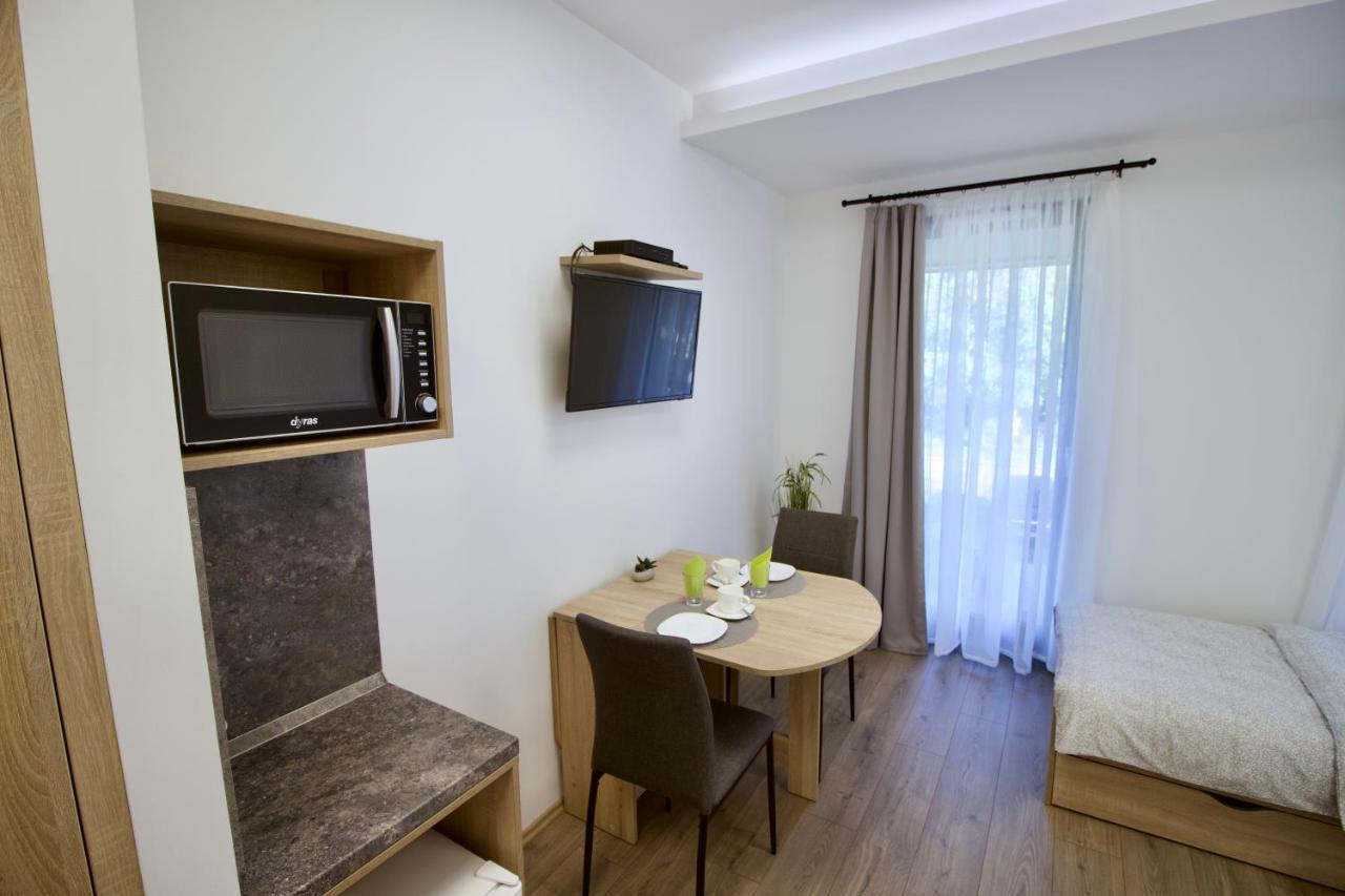 Sport Centrum Apartman Pápa Exteriör bild
