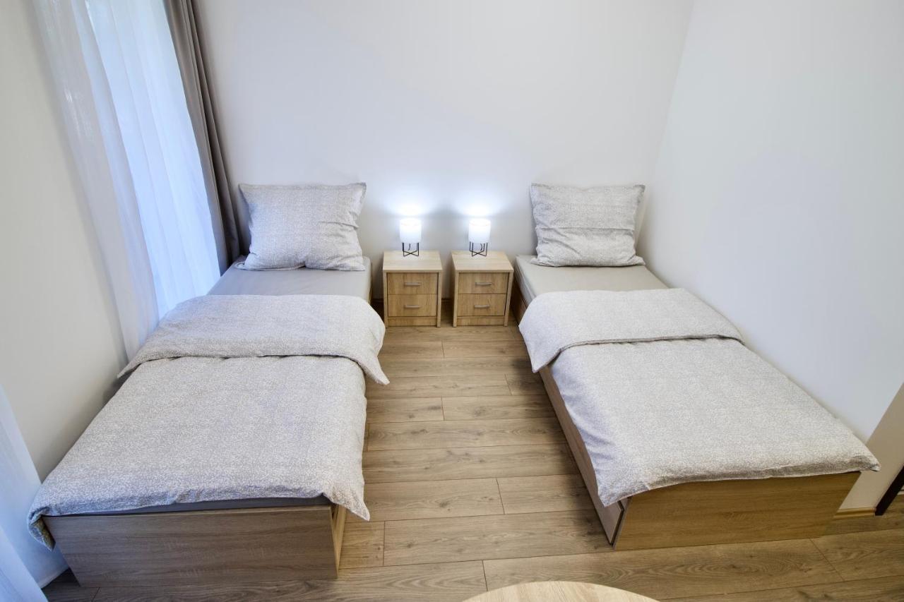 Sport Centrum Apartman Pápa Exteriör bild